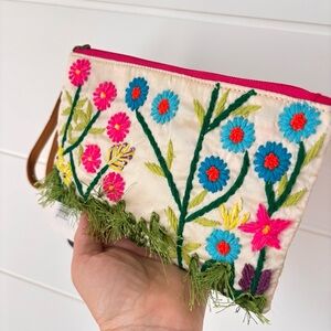Chloe & Lex Floral Embroidered Spring Wristlet